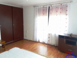 inchiriez-apartament-2-camere-la-casarenovatzona-turnisor-3