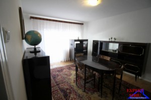 inchiriez-apartament-4-camere-decomandat-zona-terezian