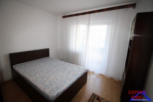 inchiriez-apartament-4-camere-decomandat-zona-terezian-2