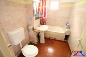 inchiriez-apartament-4-camere-decomandat-zona-terezian-6