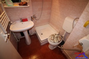 inchiriez-apartament-4-camere-decomandat-zona-terezian-8