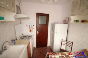 inchiriez-apartament-2-camere-decomandat-zona-cedonia-3