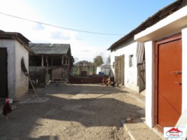 casa-in-ambud-cu-teren-14-ari-1