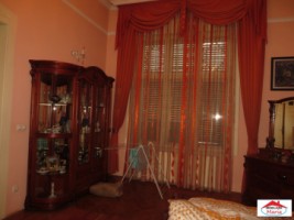 casa-cu-teren-zona-titulescu-id-21649-10
