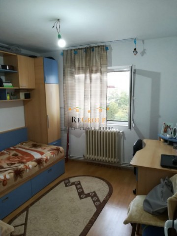 apartament-2-camere-decomandat-nicolina-1-4