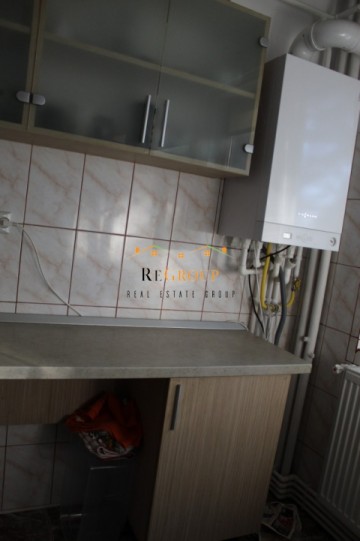 apartament-cu-2-camere-decomandat-podu-ros-giratoriu-7