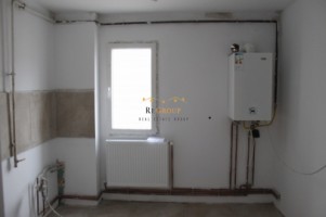 apartament-2-camere-podu-ros-renovat-complet-4