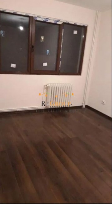 apartament-2-camere-podu-ros-renovat-complet-etj-3-6