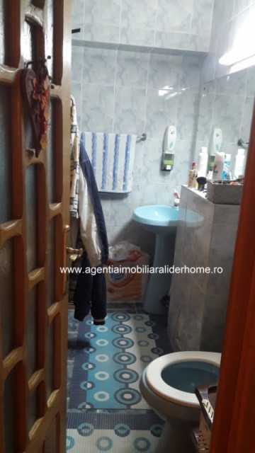 apartament-3-camere-decomandat-zona-bazar-4