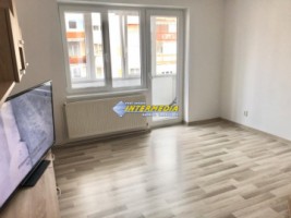 apartament-2-camere-decomandat-de-vanzare-in-cetate-etaj-3-finisat-complet-2