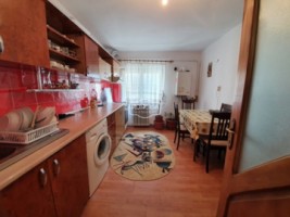 chirie-apartament-3-camere-decomandat-zona-pacea