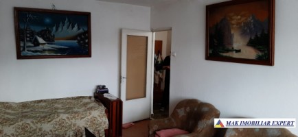 gazca-zurli-nu-mai-vinde-2