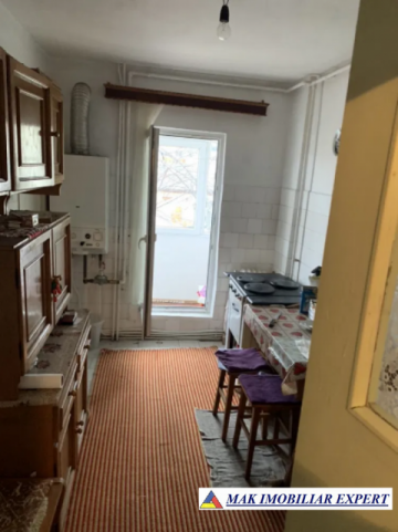 vand-apartament-2-camere-campulung-muscel-centru-arges-8