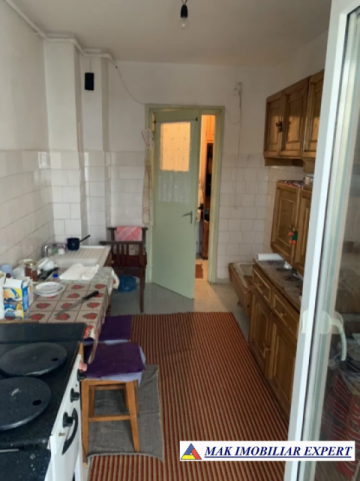 vand-apartament-2-camere-campulung-muscel-centru-arges-10
