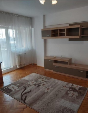 ultracentral-zona-galerii-2-camere-mobilat-37-la-350-euroluna