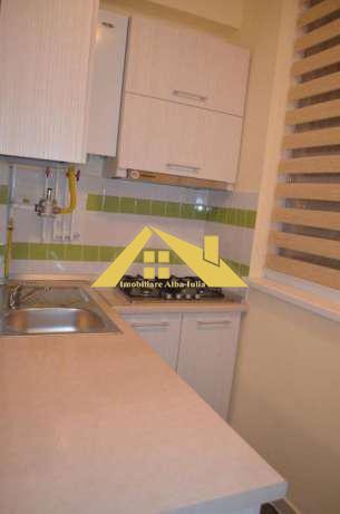 apartament-2-camere-zona-centrubloc-nou-5