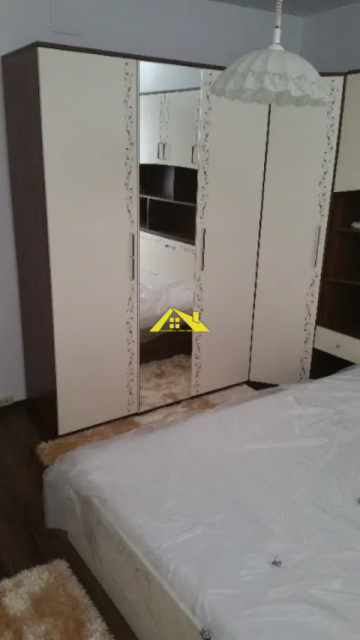 apartament-2-camere-zona-cetate-mercur-4