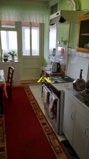 apartament-4-camere-alba-iulia-ampoi-3-b-dul-republicii-5