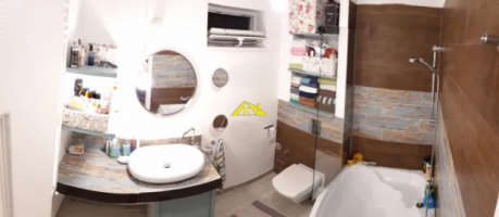 vand-apartament-3-camere-plus-garaj-in-centru-4