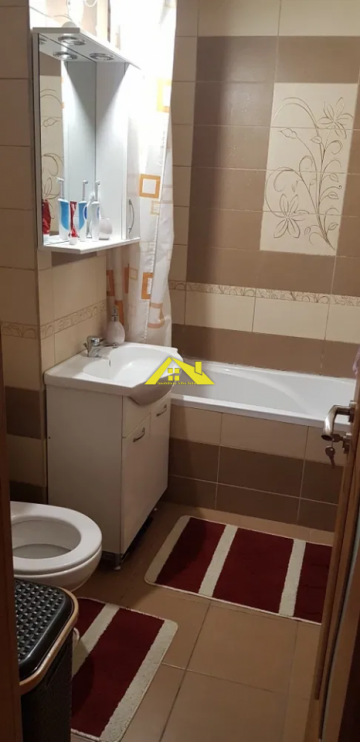 proprietar-vand-apartament-2-camere-4