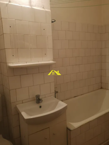 vand-garsoniera-in-zona-cetate-bulevardbloc-m9