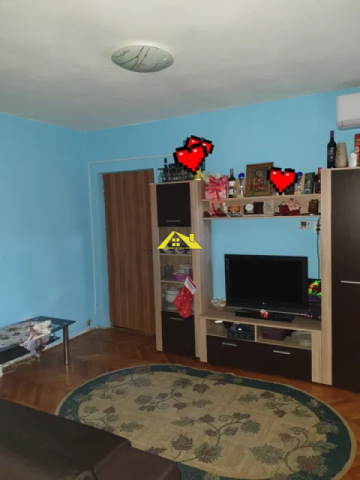 vand-apartament-4-camere-cetate-bulevard-1