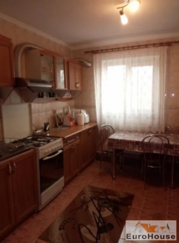 apartament-2-camere-de-vanzare-zona-cetate