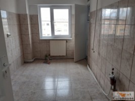 apartament-cu-4-camere-de-vanzare-in-alba-iulia-2