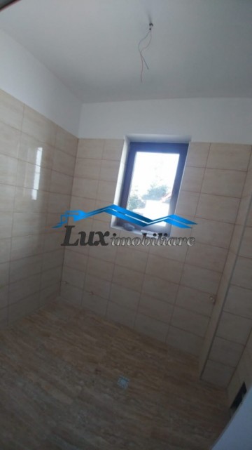 lux-imobiliare-vinde-apartament-cu-o-camera-in-baia-sprie-3