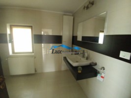 lux-imobiliare-vinde-casa-cu-piscina-zona-metro-5