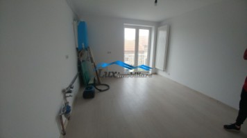 se-inchiriaza-apartament-cu-2-camere-in-centrul-vechi-2