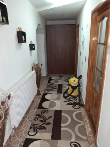 casa-5-camere-petru-rares-530mp-teren-100000-euro-negociabil-3