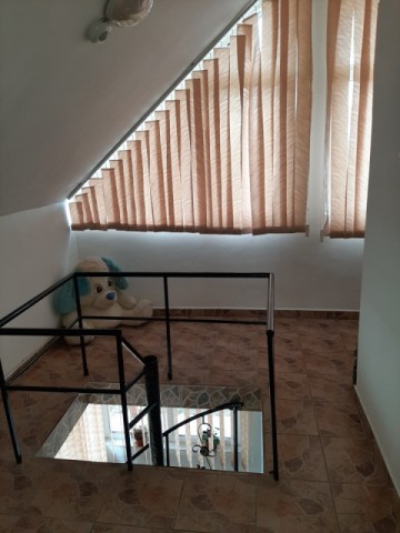 casa-5-camere-petru-rares-530mp-teren-100000-euro-negociabil-8