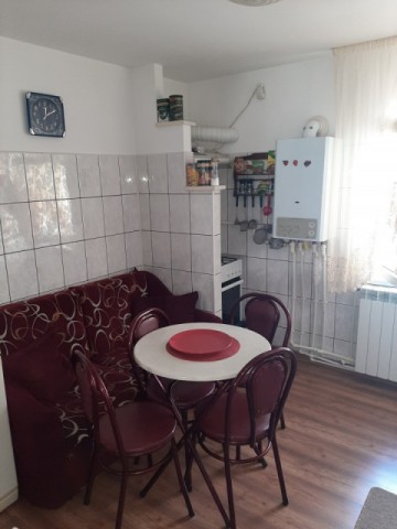 apartament-2-camere-scoala-11-renovatsemimobilat55000-euro-negociabil-4