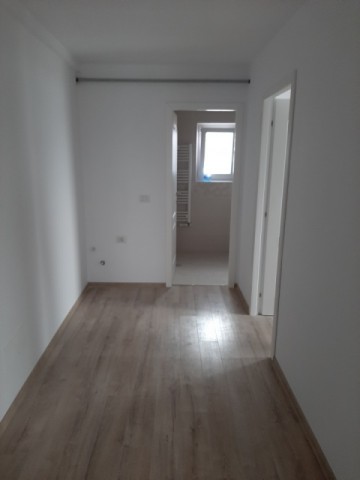 apartament-2-camere-zona-bucovina-bloc-nou-et2-250-euro