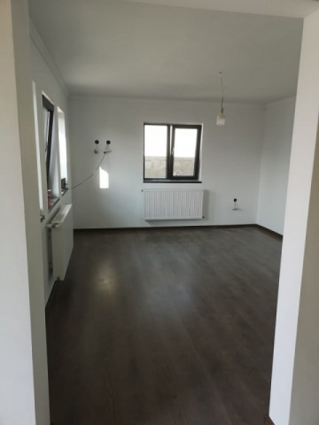 casa-3-camere-in-spatele-jandarmeriei-300-euro-2