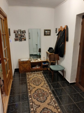 apartament-2-camere-dec-parter-inalt-zona-parcul-mihai-eminescu-45000-euro-neg-6