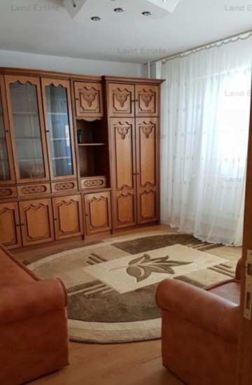 3-camere-crangasi-vedere-catre-lacul-morii-1