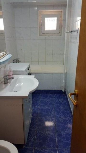 3-camere-crangasi-vedere-catre-lacul-morii-3
