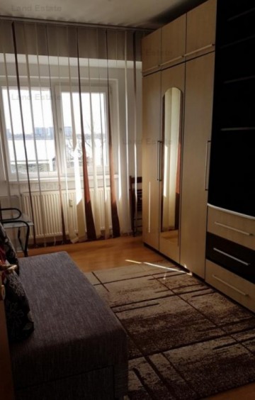 3-camere-crangasi-vedere-catre-lacul-morii-6