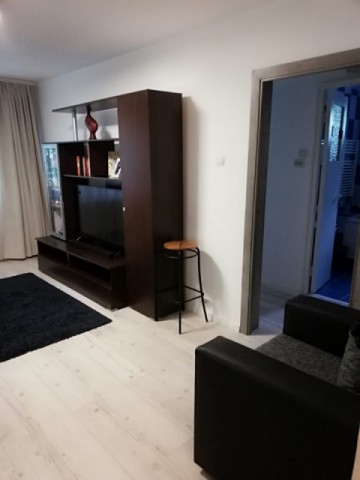 apartament-cu-3-camere-in-zona-crangasi-5-minute-pana-la-metrou-8