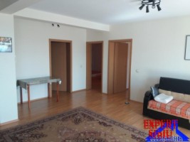 inchiriez-spatiu-birou-apartament-4-camere-la-casa-zona-p-ta-cluj-2