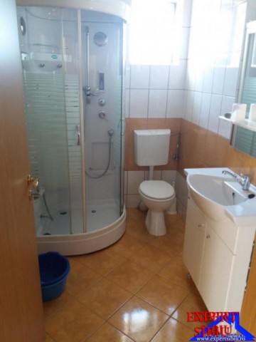 inchiriez-spatiu-birou-apartament-4-camere-la-casa-zona-p-ta-cluj-9