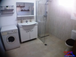 inchiriez-apartament-3-camere-decomandat-la-casa-zona-strand-6