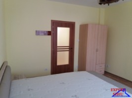 inchiriez-apartament-2-camere-la-casarenovat-zona-calea-dumbravii-4