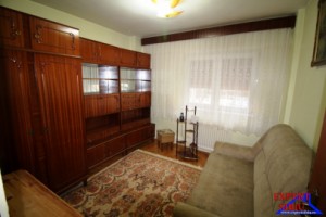 inchiriez-apartament-3-camere-decomandat-zona-centrala-4