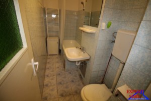 inchiriez-apartament-3-camere-decomandat-zona-ciresica-4