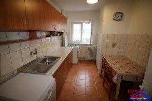 inchiriez-apartament-3-camere-decomandat-zona-ciresica-8