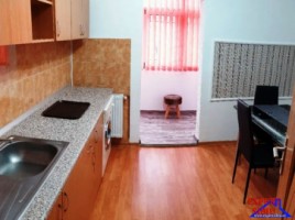 inchiriez-apartament-2-camere-decomandatrenovat-zona-strand-5