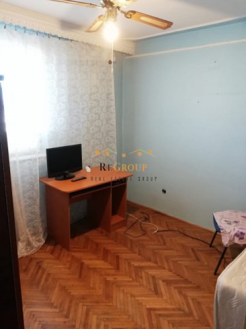 apartament-2-camere-podu-ros-decomandat-1